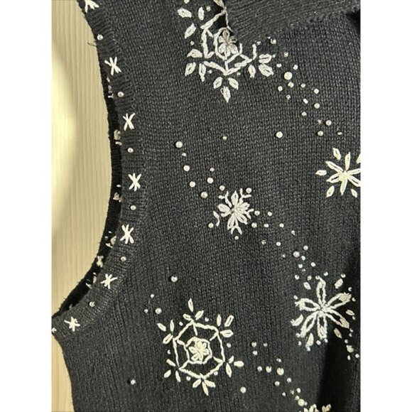 Women's STUDIO JOY Holiday Zip Up Sweater Vest ~ Black White Snowflakes Size XL - Picture 4 of 7